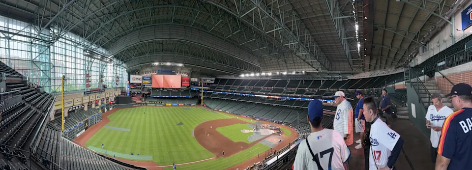 Daikin Park 2026 tour. May 5, 2026
